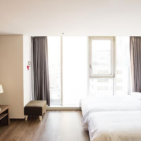 Hotel Arinus Shinchon Сеул Экстерьер фото