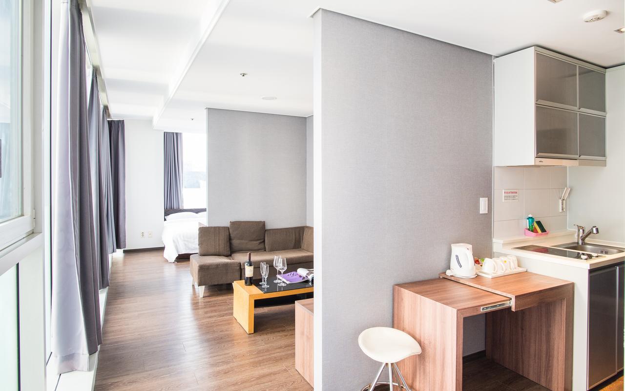 Hotel Arinus Shinchon Сеул Экстерьер фото