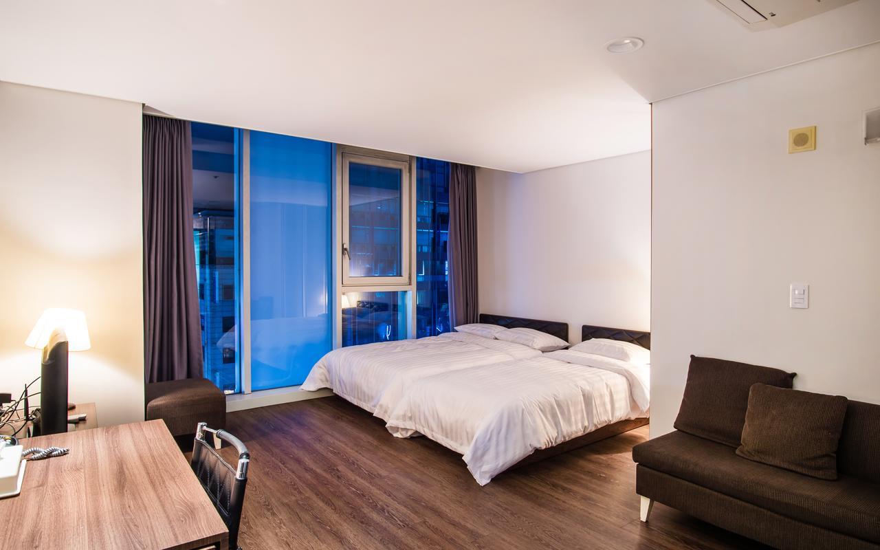 Hotel Arinus Shinchon Сеул Экстерьер фото