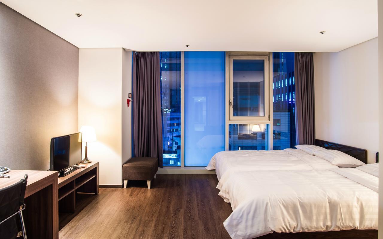 Hotel Arinus Shinchon Сеул Экстерьер фото
