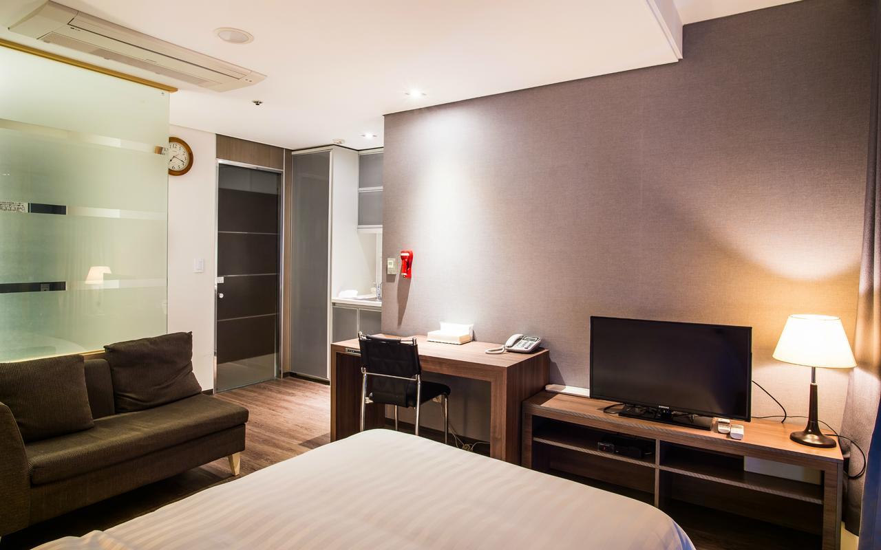 Hotel Arinus Shinchon Сеул Экстерьер фото